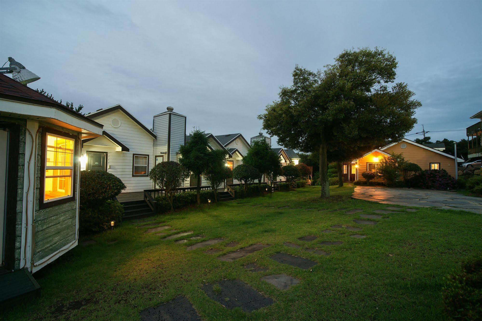 ג'גו Uts Village מראה חיצוני תמונה